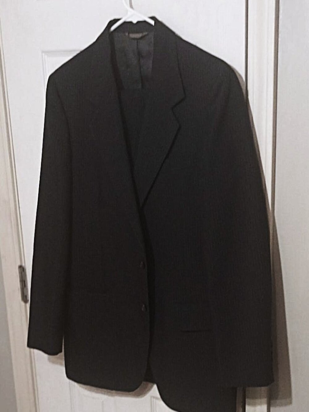 Kuppenheimer Men Charcoal Pinstripe 2 Piece Suit   36R